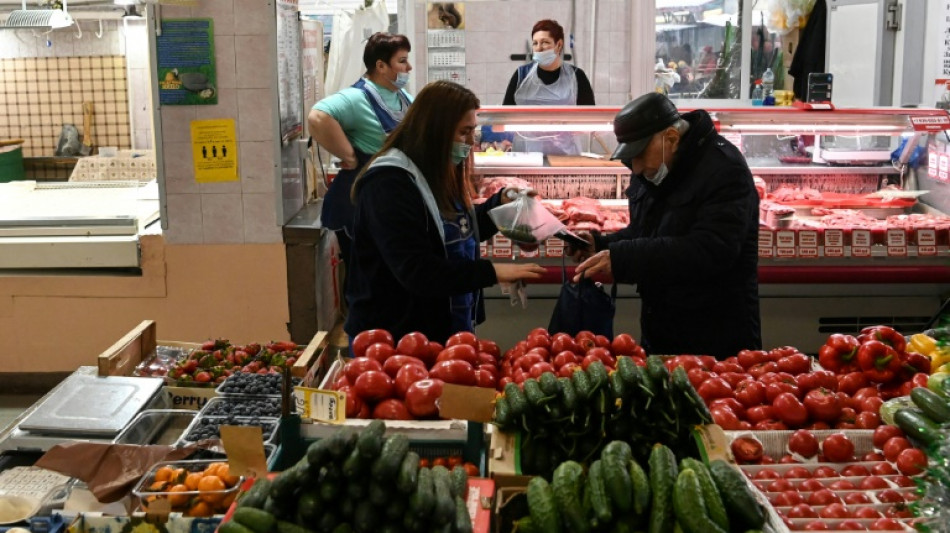 La inflación y el mercado negro, posibles efectos de las sanciones en Rusia