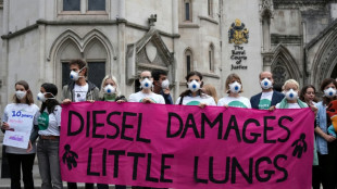 Dieselgate: le proc&egrave;s de cinq constructeurs s'est ouvert &agrave; Londres, des milliards en jeu