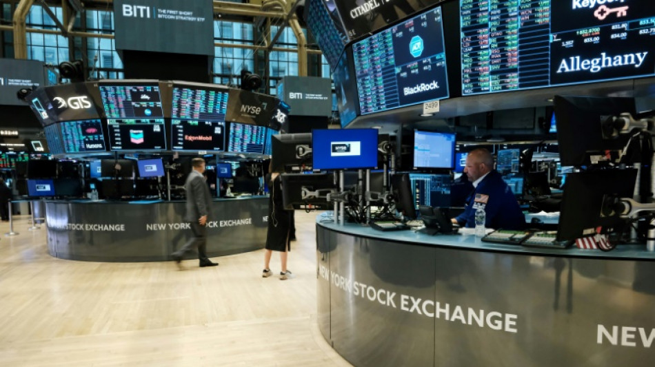 Wall Street débute en petite hausse pour finir la semaine