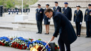 Macron erinnert bei Gedenkfeier in Paris an Ende des Zweiten Weltkriegs