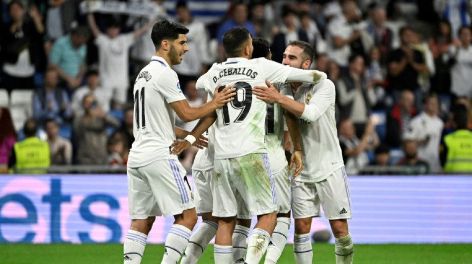Real Madrid vence Rayo Vallecano (2-1) em jogo com homenagem a Vini Jr.
