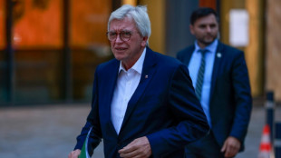 Hessens Regierungschef Bouffier tritt am 31. Mai zur&uuml;ck