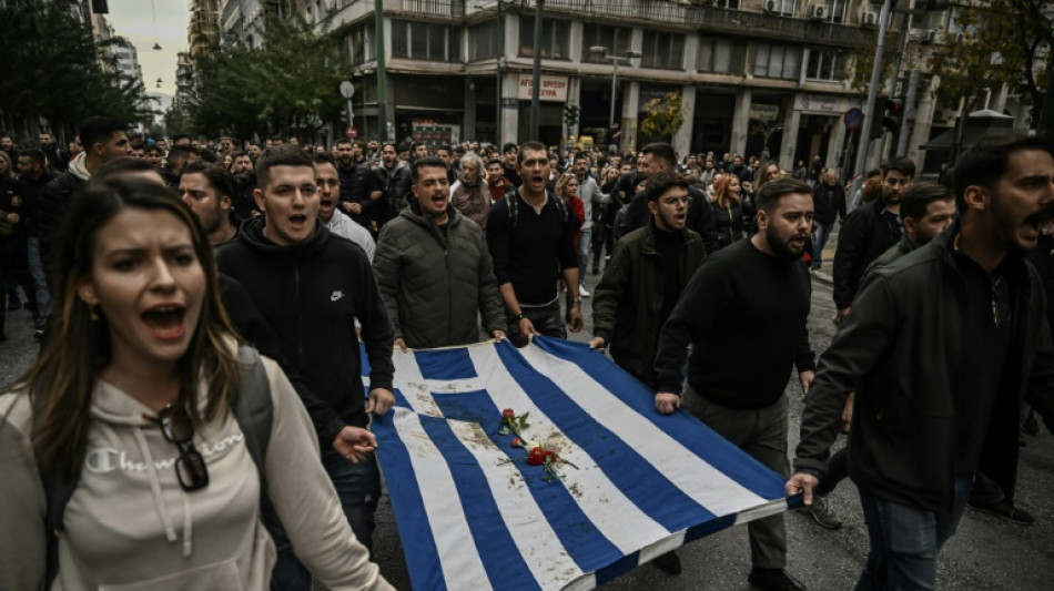 Tausende Menschen erinnern in Athen an Studentenaufstand im Jahr 1973 
