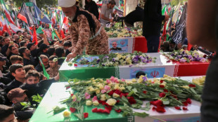 Fun&eacute;railles nationales en Iran pour les hauts grad&eacute;s tu&eacute;s par Isra&euml;l