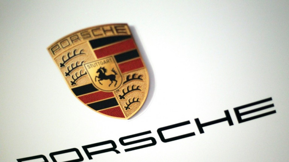 Kein Schadenersatz für zugeparkte Porsche-Besitzerin mit Zweitwagen