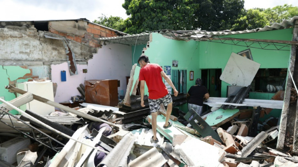 Terremoto derruba constru&ccedil;&otilde;es na Col&ocirc;mbia