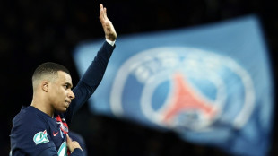 Foot: Kylian Mbappé officialise son départ du Paris SG 