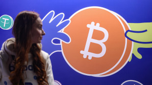 Il Bitcoin risale la china, parziale recupero a 63.000 dollari