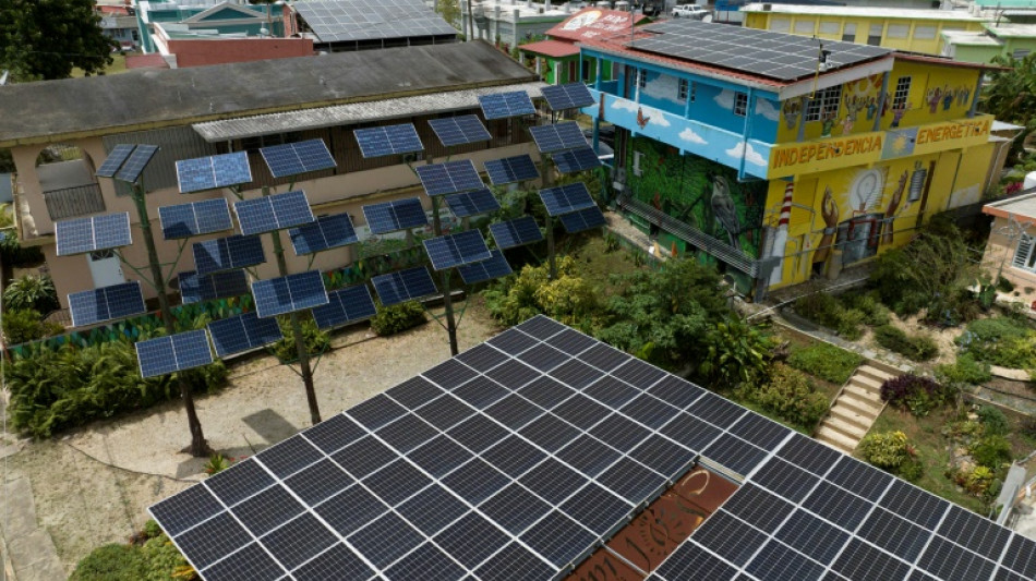 A Porto Rico, un r&eacute;seau local d'&eacute;nergie solaire contre les pannes incessantes