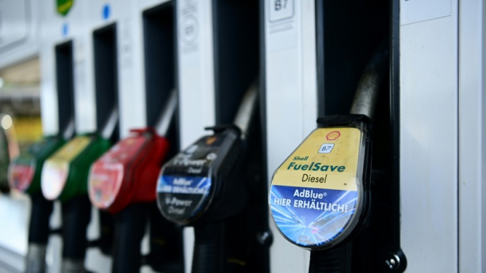 Preise an den Zapfs&auml;ulen im Tagesdurchschnitt weiter gesunken  