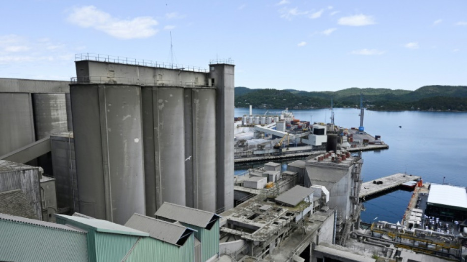 "Weltpremiere": Anlage zur CO2-Abscheidung in der Zementindustrie er&ouml;ffnet