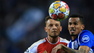Galeno stuns Arsenal with late Porto winner in Champions League