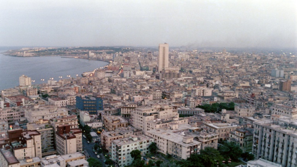 Pris&atilde;o perp&eacute;tua para assassinos de mulheres em Cuba n&atilde;o soluciona feminic&iacute;dios, dizem feministas