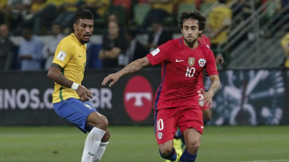 Valdivia recebe segunda den&uacute;ncia por estupro no Chile