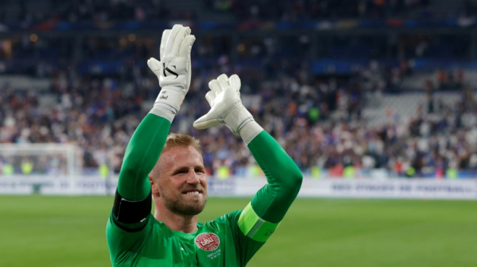 L1: Nice officialise l'arriv&eacute;e de Schmeichel (ex-Leicester)