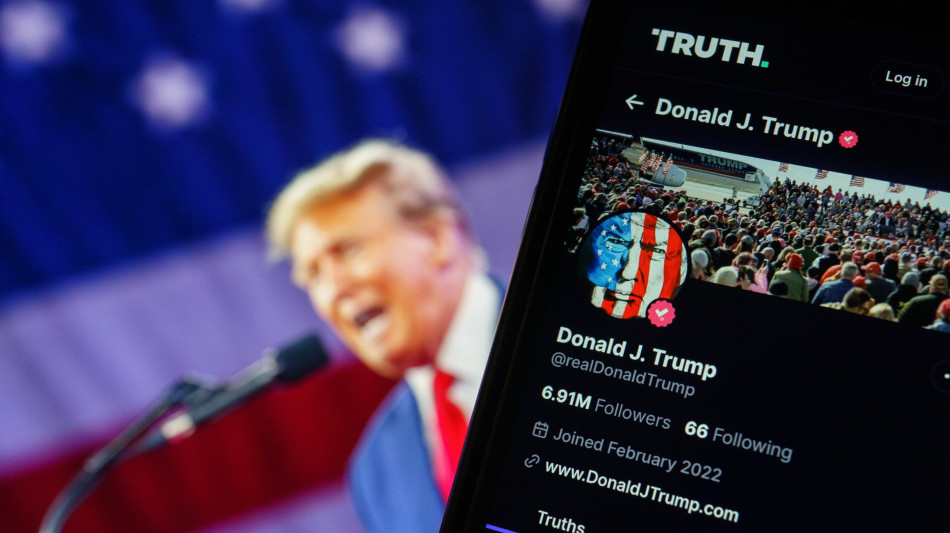 Arriva 'Trump Mobile', produrr&agrave; cellulari negli Usa