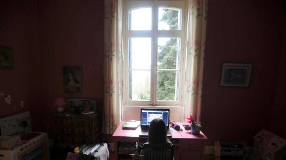 Violences sexuelles: la "Ciivise des jeunes" demande de mieux prot&eacute;ger les mineurs sur les r&eacute;seaux sociaux