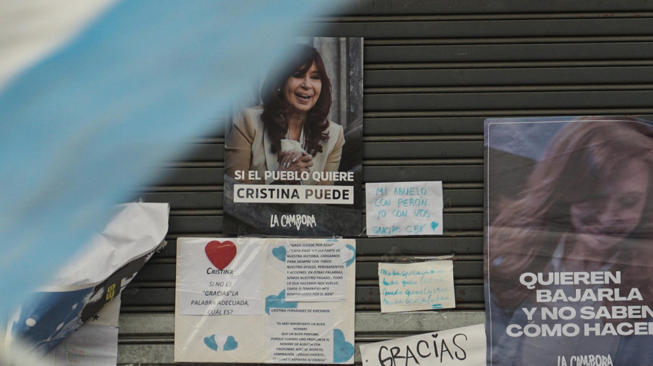 Argentina, cittadini in piazza a sostegno di Cristina Kirchner