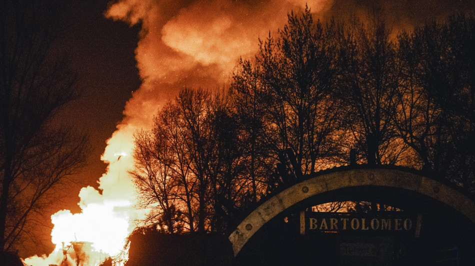 Attacco notturno russo con droni nella regione di Dnipro