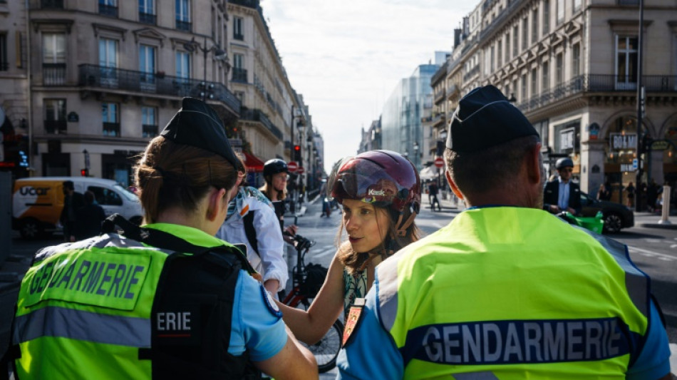 El centro de Par&iacute;s se fortifica cuando los primeros atletas llegan a la Villa Ol&iacute;mpica