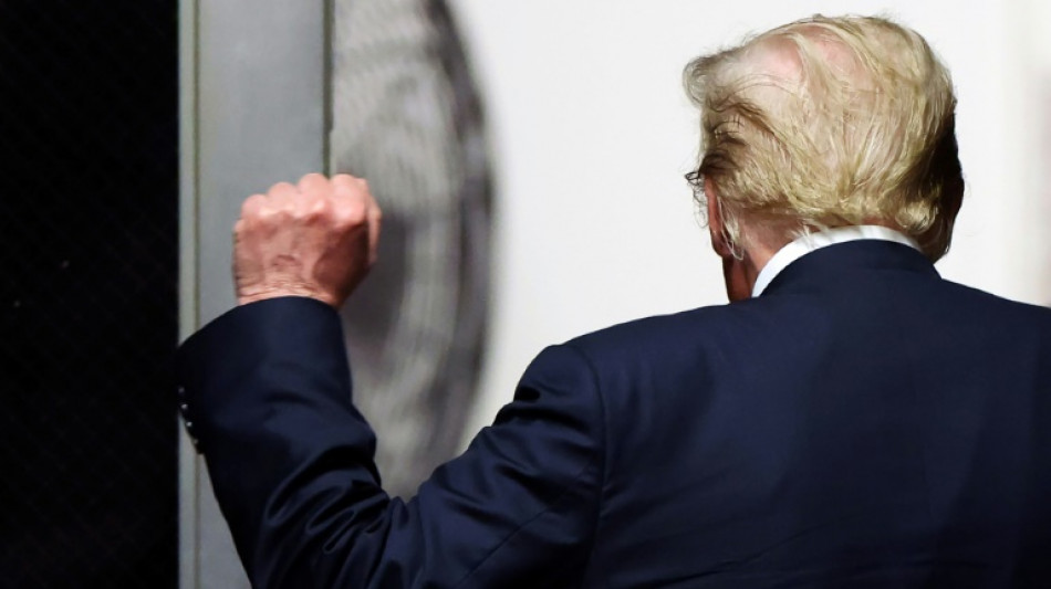 Trump conquista vit&oacute;ria judicial com adiamento de senten&ccedil;a no caso Stormy Daniels