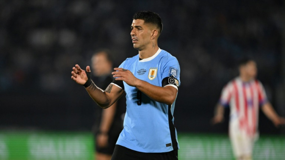 Na despedida de Su&aacute;rez, Uruguai empata sem gols com Paraguai pelas Eliminat&oacute;rias