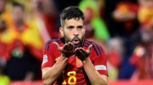 Jordi Alba se aposenta da sele&ccedil;&atilde;o espanhola