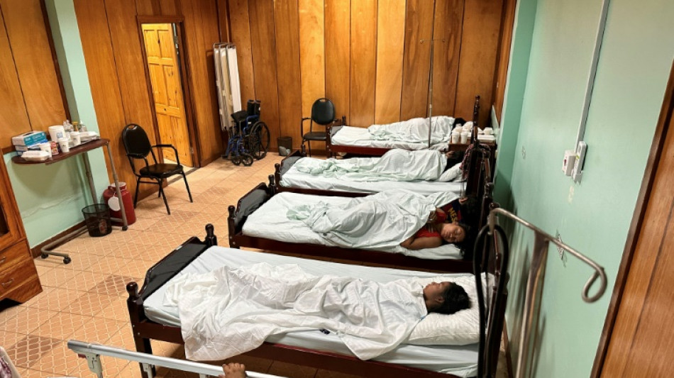 Dos niñas en estado crítico tras incendio que mató a 19 estudiantes en Guyana