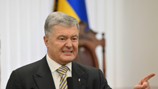 Ucrania prohíbe al expresidente Poroshenko viajar al extranjero