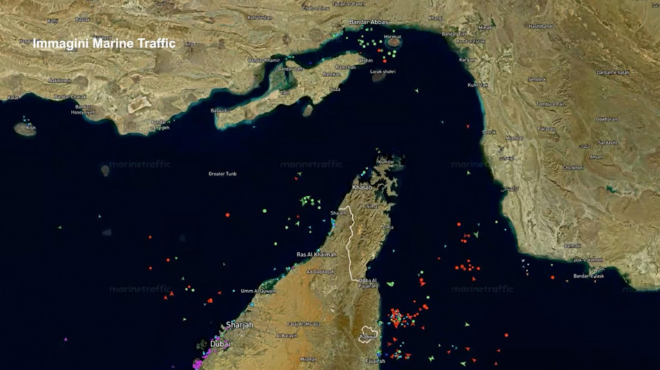 Teheran, 'blocco Usa di Hormuz &egrave; pirateria, nessun porto sar&agrave; sicuro'