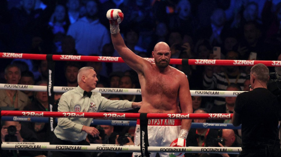 Box-Weltmeister Fury besiegt Whyte