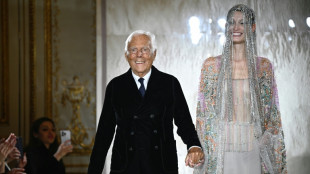 Giorgio Armani, convaleciente, ausente en los desfiles de moda masculina en Mil&aacute;n