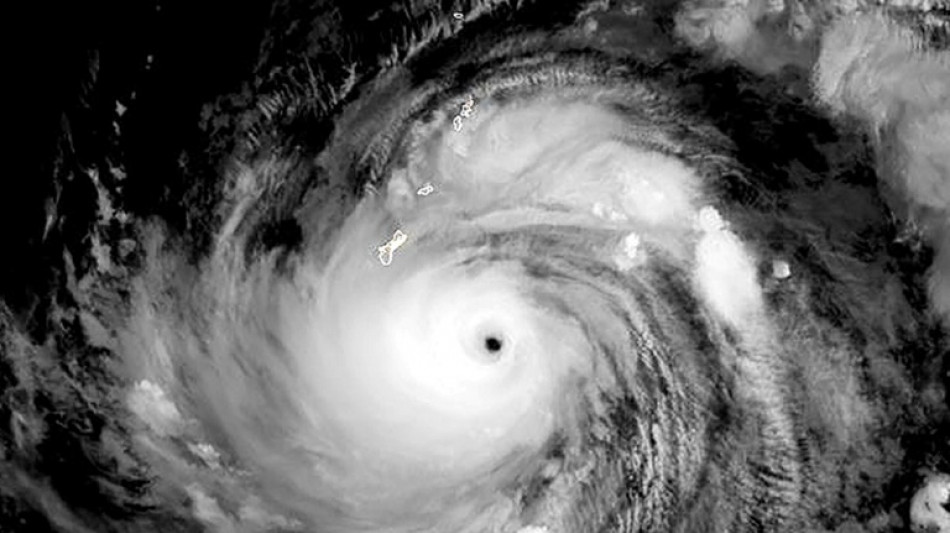 Guam braces for direct hit from Super Typhoon Mawar