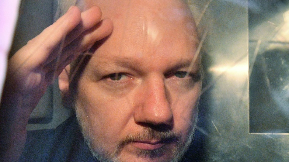 Assange, indispuesto, se ausenta de audiencia decisiva para evitar su extradici&oacute;n a EEUU
