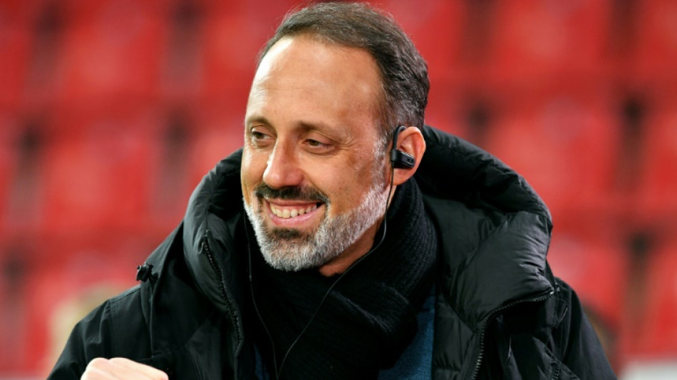 Stuttgart's Matarazzo turns to psychology in relegation battle