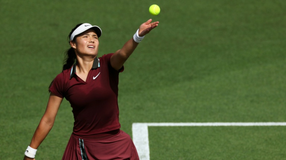 Raducanu dice que ella y Carlos Alcaraz son "s&oacute;lo amigos"