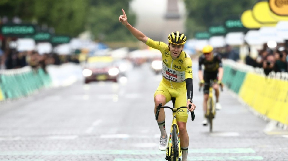 Tadej Pogacar remporte son quatri&egrave;me Tour de France, Van Aert la derni&egrave;re &eacute;tape