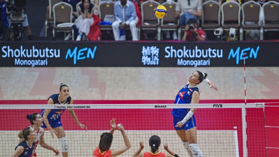 Mondial de Volley: en plein r&ecirc;ve, les Bleues &eacute;liminent la Chine et foncent en quart