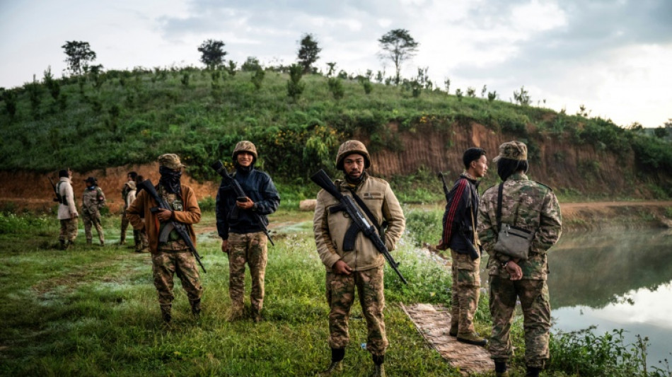 Birmanie: avec les combattants qui tiennent t&ecirc;te &agrave; la junte