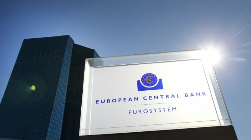 EZB belässt Leitzins auf historisch niedrigem Niveau