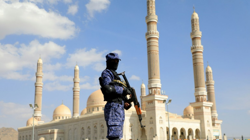 Les Etats-Unis et le Royaume-Uni m&egrave;nent des frappes sur les Houthis au Y&eacute;men
