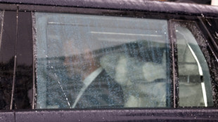 El pr&iacute;ncipe Enrique llega a casa de su padre, Carlos III, en su primer encuentro desde 2024