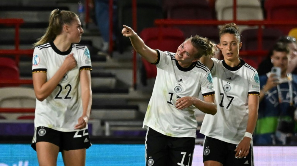 Euro f&eacute;minin: l'Allemagne impressionne en corrigeant le Danemark 4-0