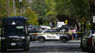 Un agent de sécurité blessé par balle devant la résidence de Drake à Toronto