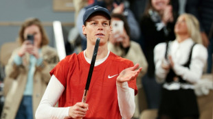 Sinner confirma favoritismo contra Kotov e vai às oitavas de Roland Garros
