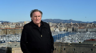 El "rey de los paparazzi" acusa a Depardieu de agredirlo en Roma 