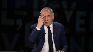 Report&eacute;e, l'annonce du gouvernement toujours attendue lundi soir