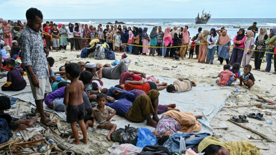 L'ONU appelle au sauvetage de centaines de Rohingyas dont les bateaux d&eacute;rivent