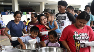 Les d&eacute;plac&eacute;s cambodgiens et tha&iuml;landais entre espoir et m&eacute;fiance apr&egrave;s l'annonce de tr&ecirc;ve