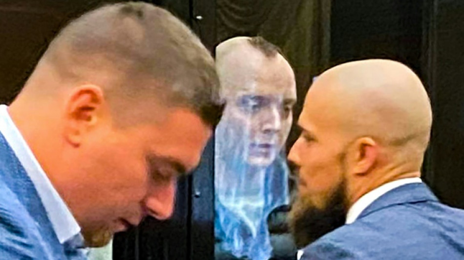 Russie: le journal Nova&iuml;a Gazeta priv&eacute; de licence, un ex-journaliste condamn&eacute; &agrave; 22 ans de prison